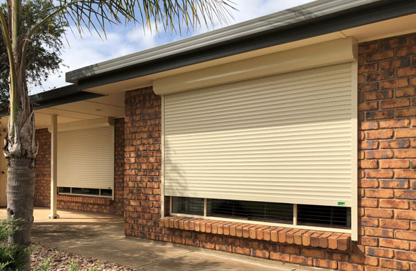 dhe group blinds rollershut