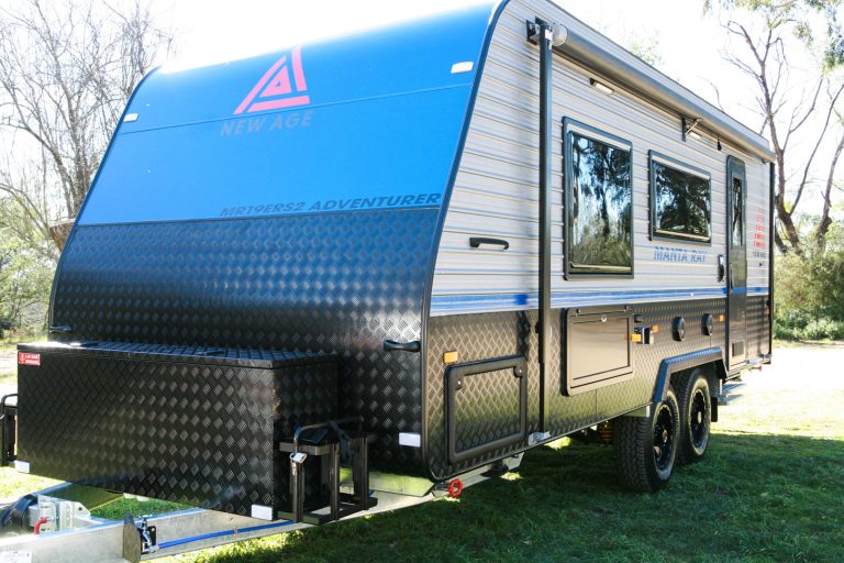2019 manta ray new age caravan 768x512