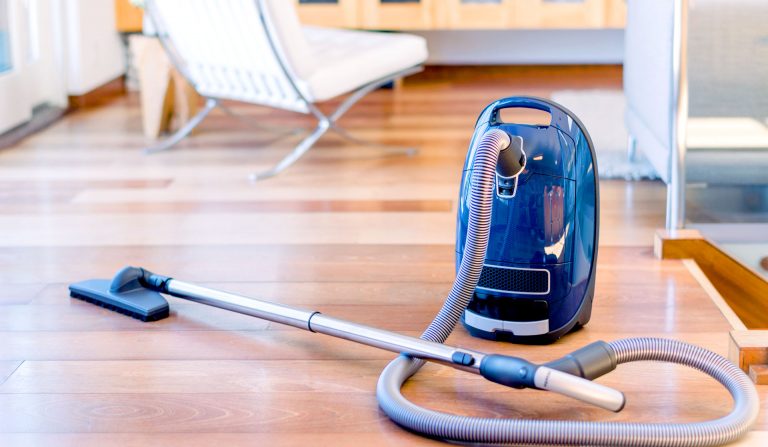 cleaning service 768x447