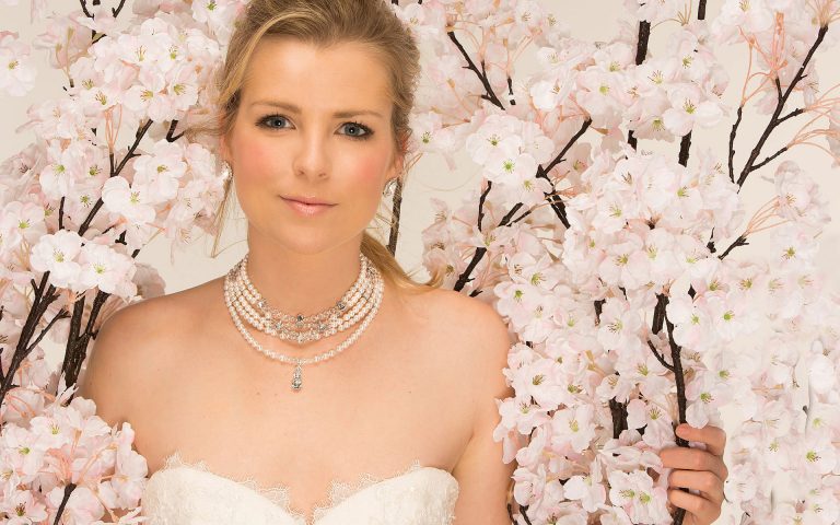 wedding gowns goldcoast 768x480