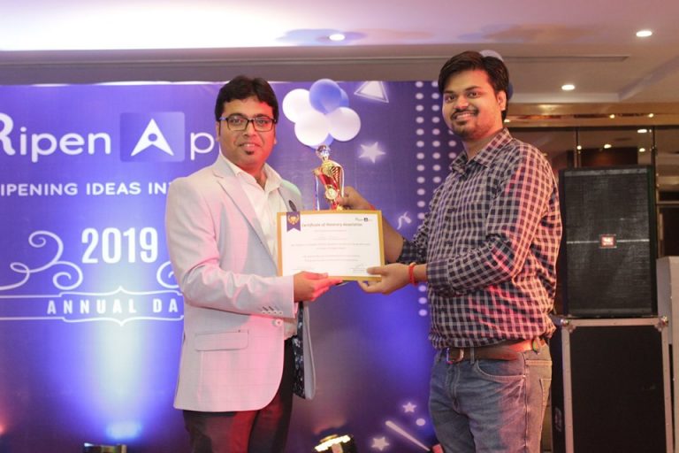 Award ceremony of RipenApps10 768x512