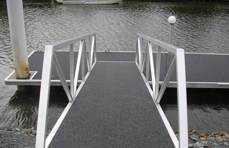 gangway piled pontoon 768x496