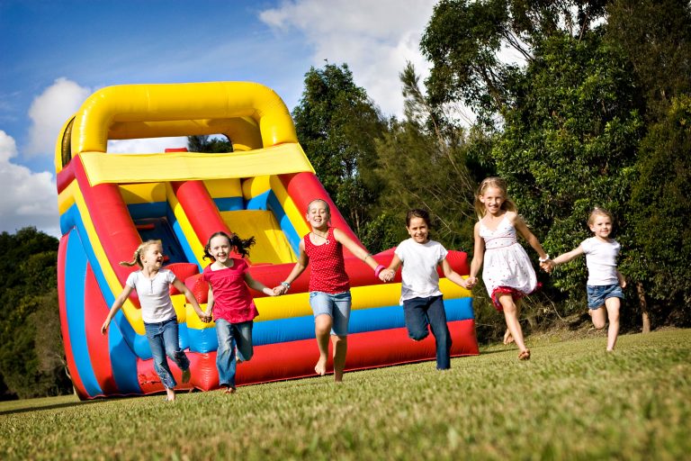 inflatable slide hire 768x512