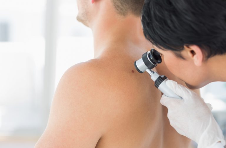 skin exam robina 768x504
