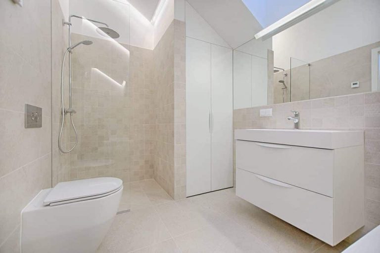 bathroom cabinet contemporary 1571462 768x513