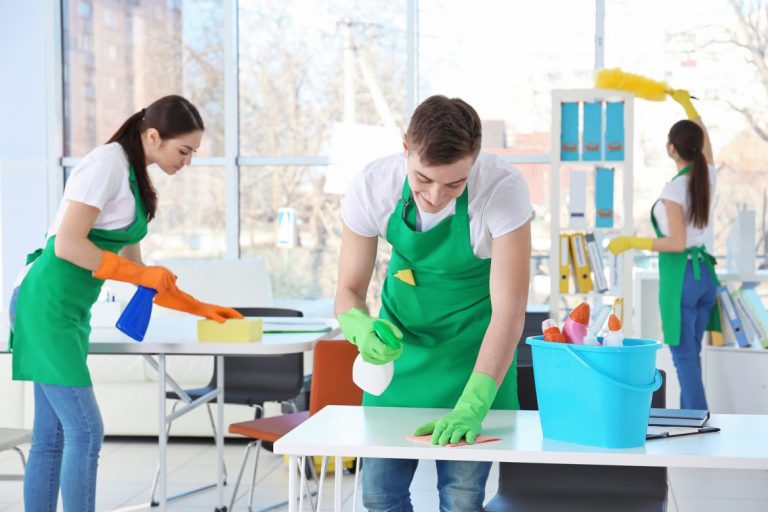 bigstock Cleaning service team working 181279054 1170x780 768x512