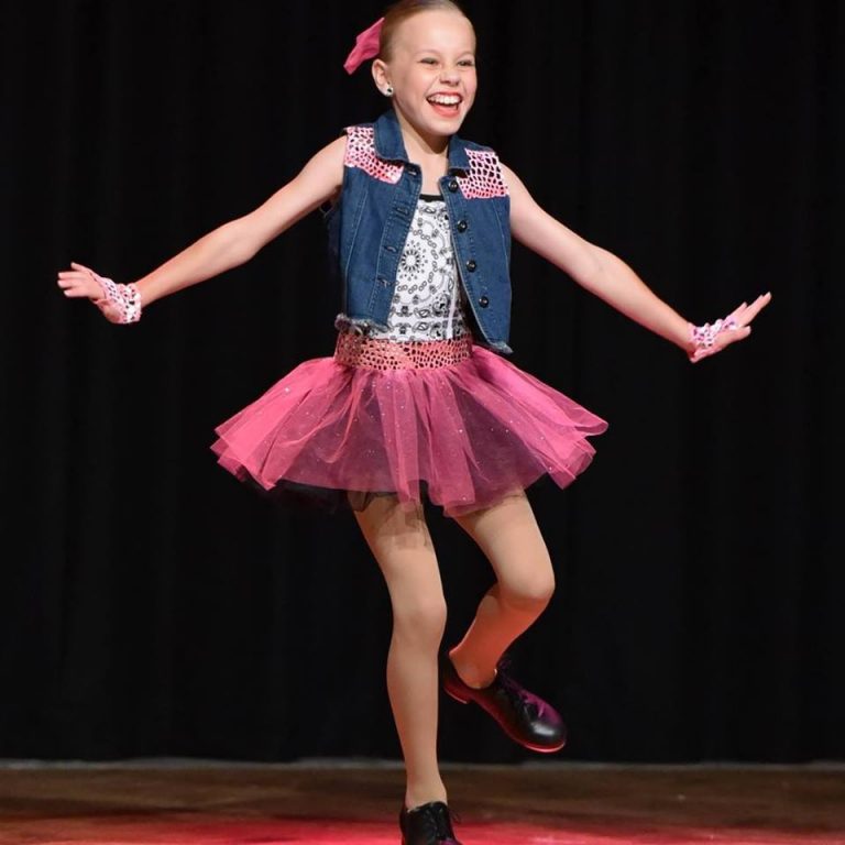 dance3 768x768