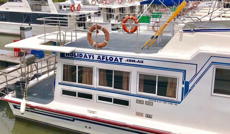 luxury houseboats