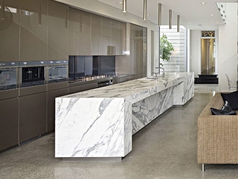 stone7 768x576