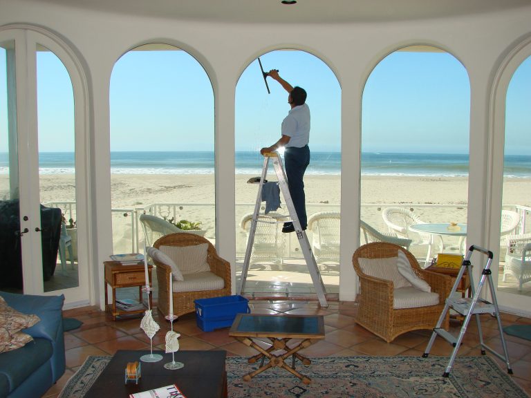 Commercial Cleaning Collingwood 768x576
