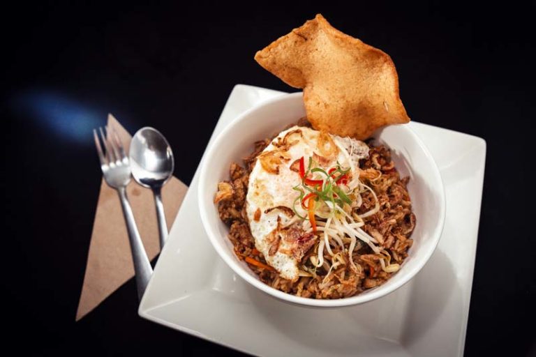 blue kitchen cafe nasi bowl 768x512