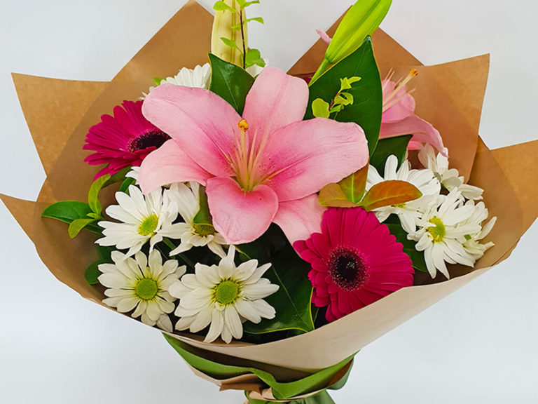 1576643666 beautiful bouquet flowers 1024px 768x576