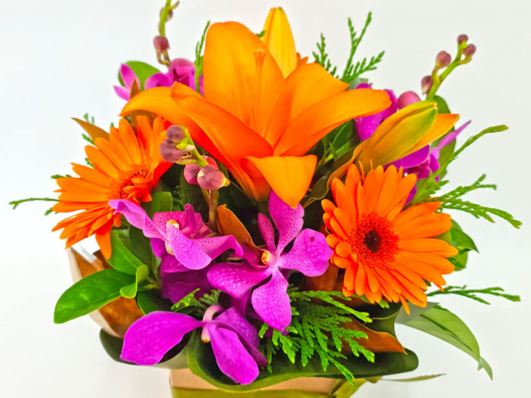 1576643666 petite boxed cheer flowers 1 1024px 768x576