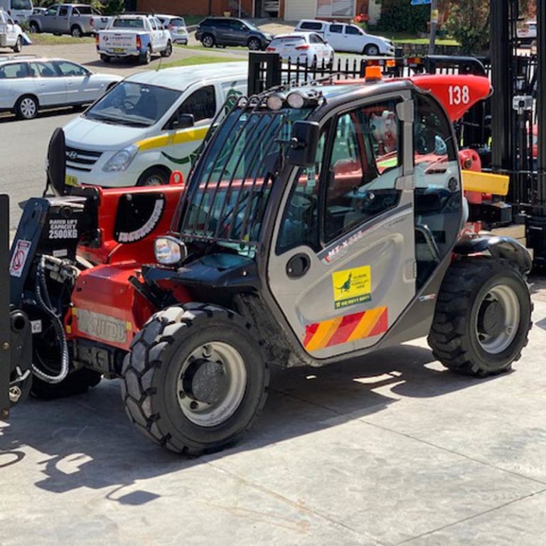 www.aussieforklifthire.com .au28700 768x768