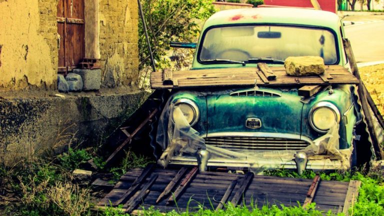 OLD CAR REMOVAL 1024x576 1 768x432
