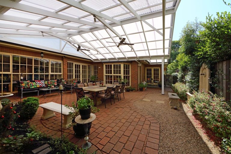 outdoor living 768x512