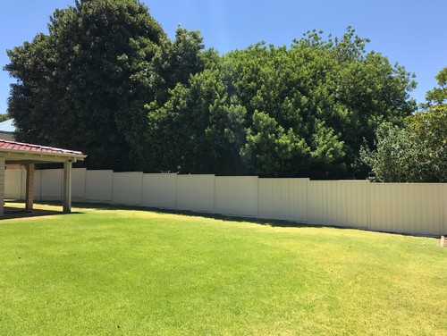 Colorbond Fencing 2
