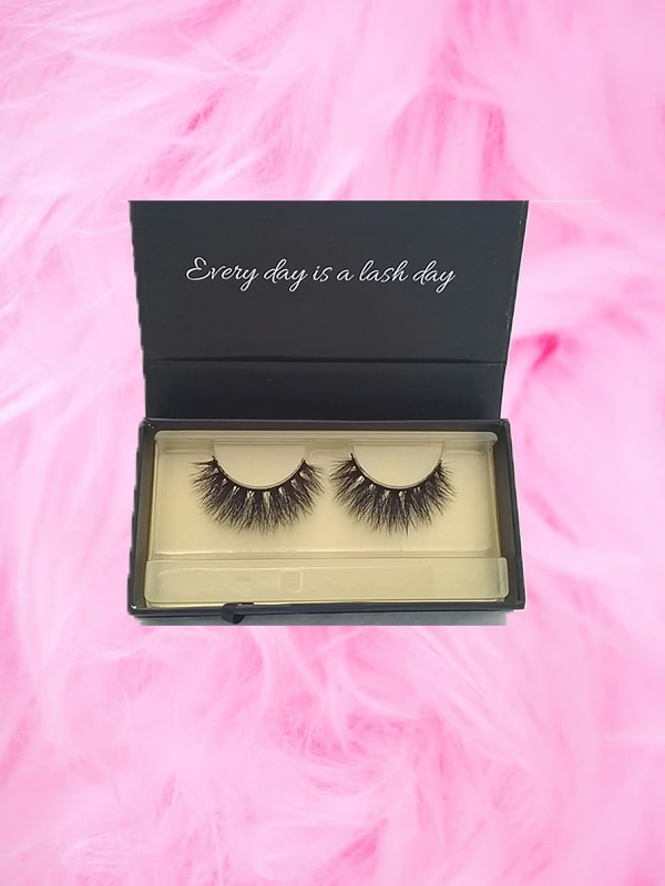 Rebellious False Eyelashes