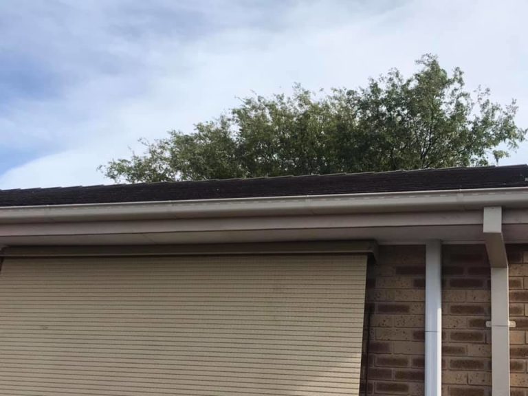new gutter and downpipes 768x576