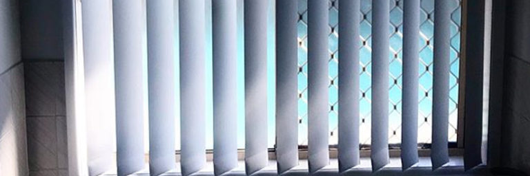vertical blinds top 768x256