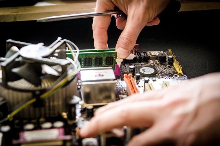 Computer Repairs In Milton 768x508
