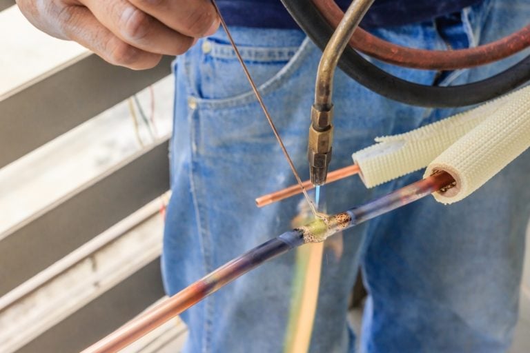 plumber 002 768x512