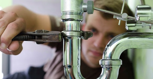 Emergency plumber bentleigh