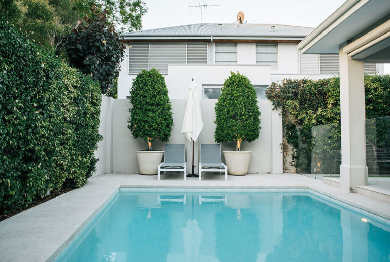 Porcelain pool 768x516