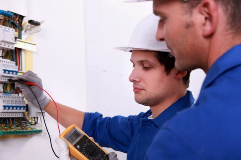 building electrical maintenance 768x512