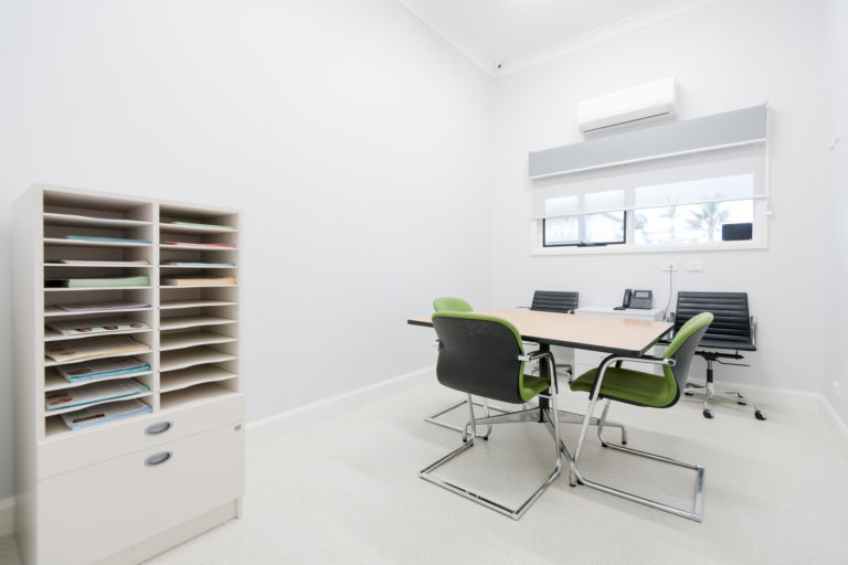 Warrnambool Dental   dentist Warrnambool   Dental Meeting Room 768x512