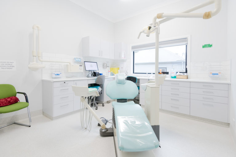 Warrnambool Dental   dentist Warrnambool   Electric Dental Chair 768x512