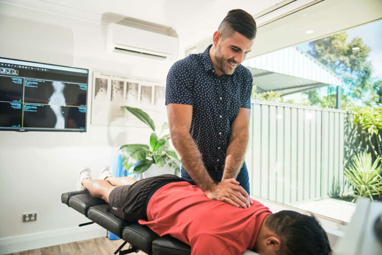 chiropractor maidavale 768x512