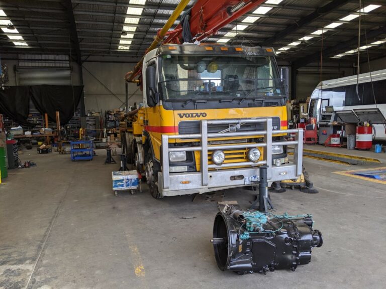 gearbox replacement yellow truck 768x576