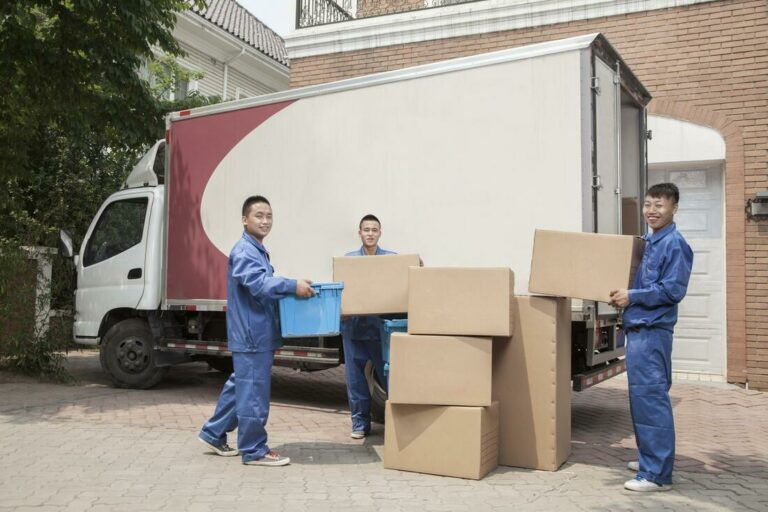 house movers brisbane interstate removals 768x512
