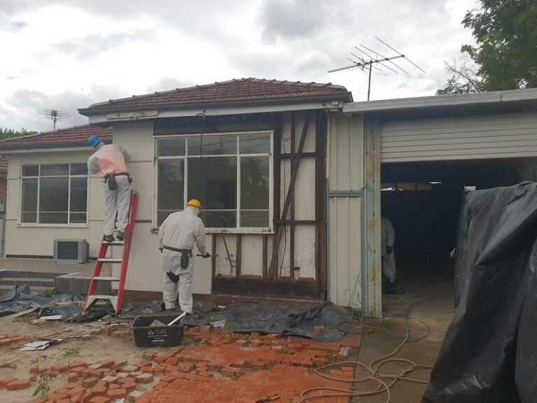 Asbestos Removal 768x576
