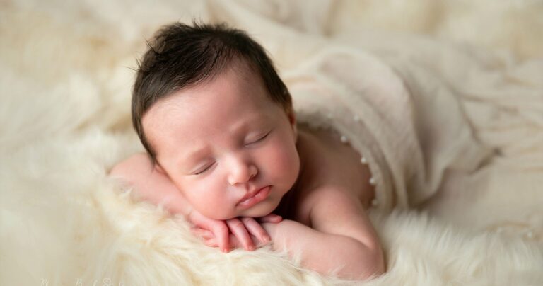 Newborn Photography Sydney Blossom Brook Studio 768x404