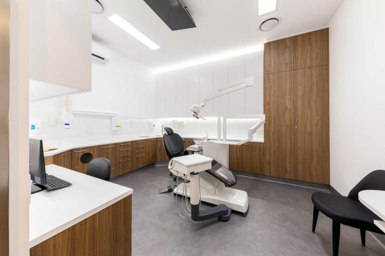 Slider 4 Dental chair 768x512