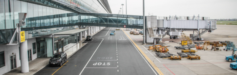 airport carparking 768x244
