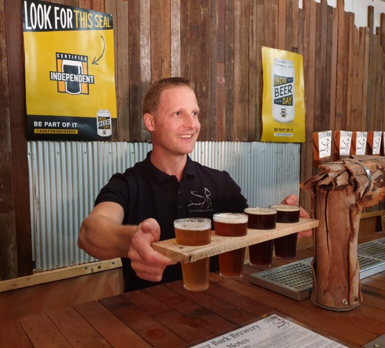 tasting paddle 768x693
