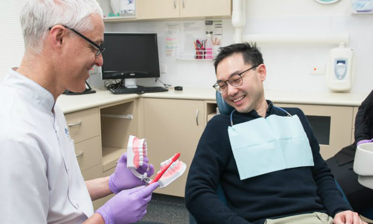 MitchamDentalRon