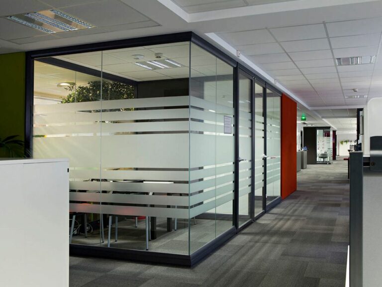 Office Black 768x576