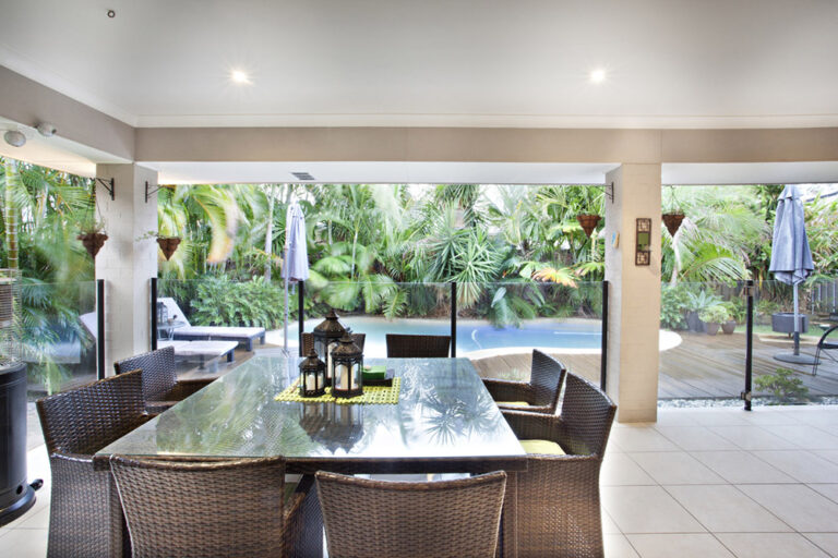 aussie swimming pool plants 768x512
