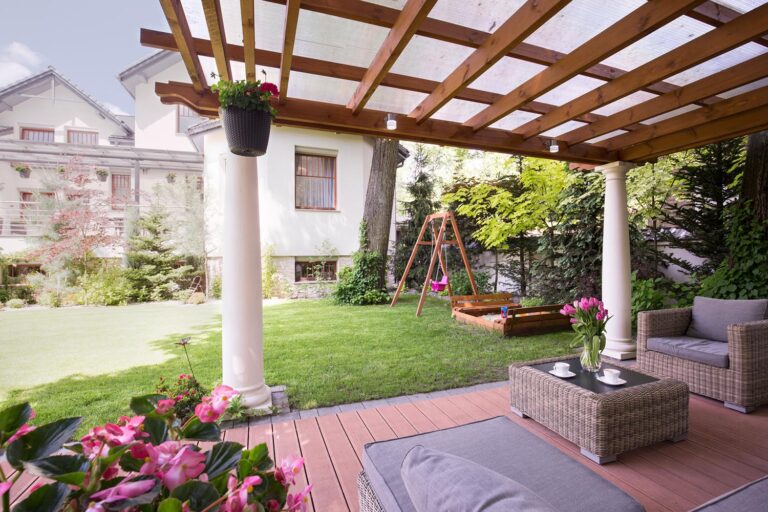 backyard2 768x512