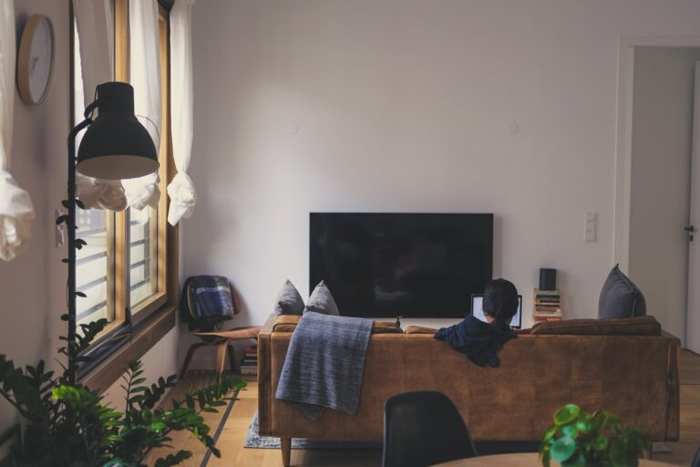 helpful tips before moving to new home in perth 768x512