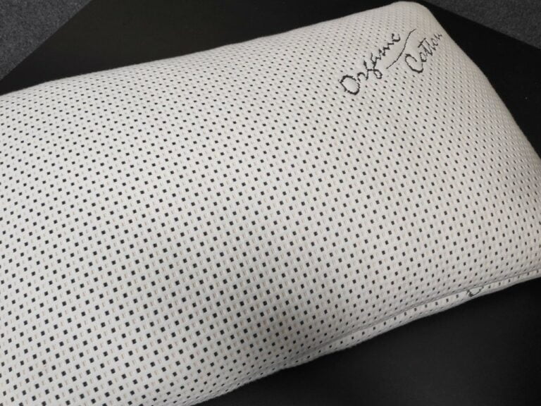 1566442988 Spinal Design Pillow NEW 768x576