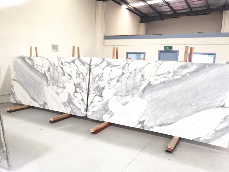 Carrara Marble 768x576