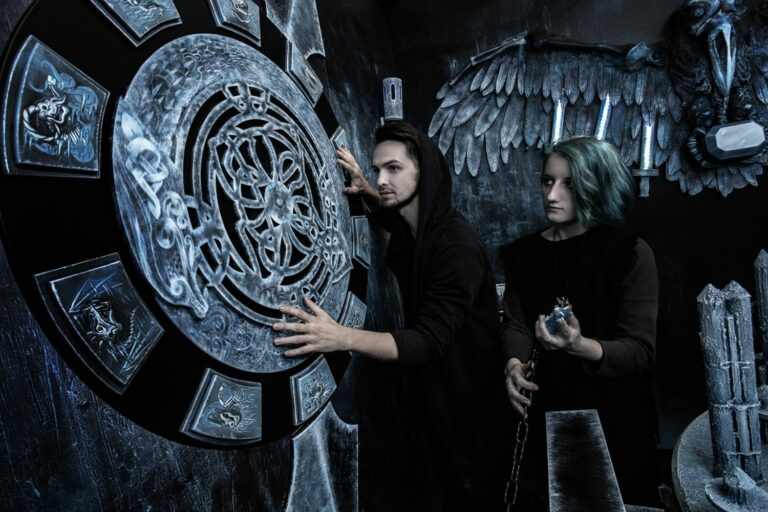 Wheel Spin Puzzle in the Battle of Winterfell Escape Room 768x512