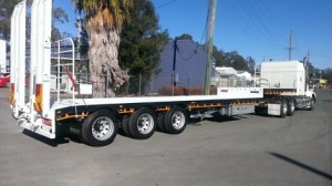 tray truck hire