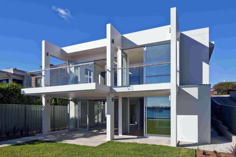 custom home builders rear dispaly 768x512