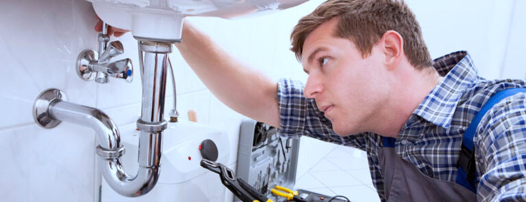 plumbing experts 768x296